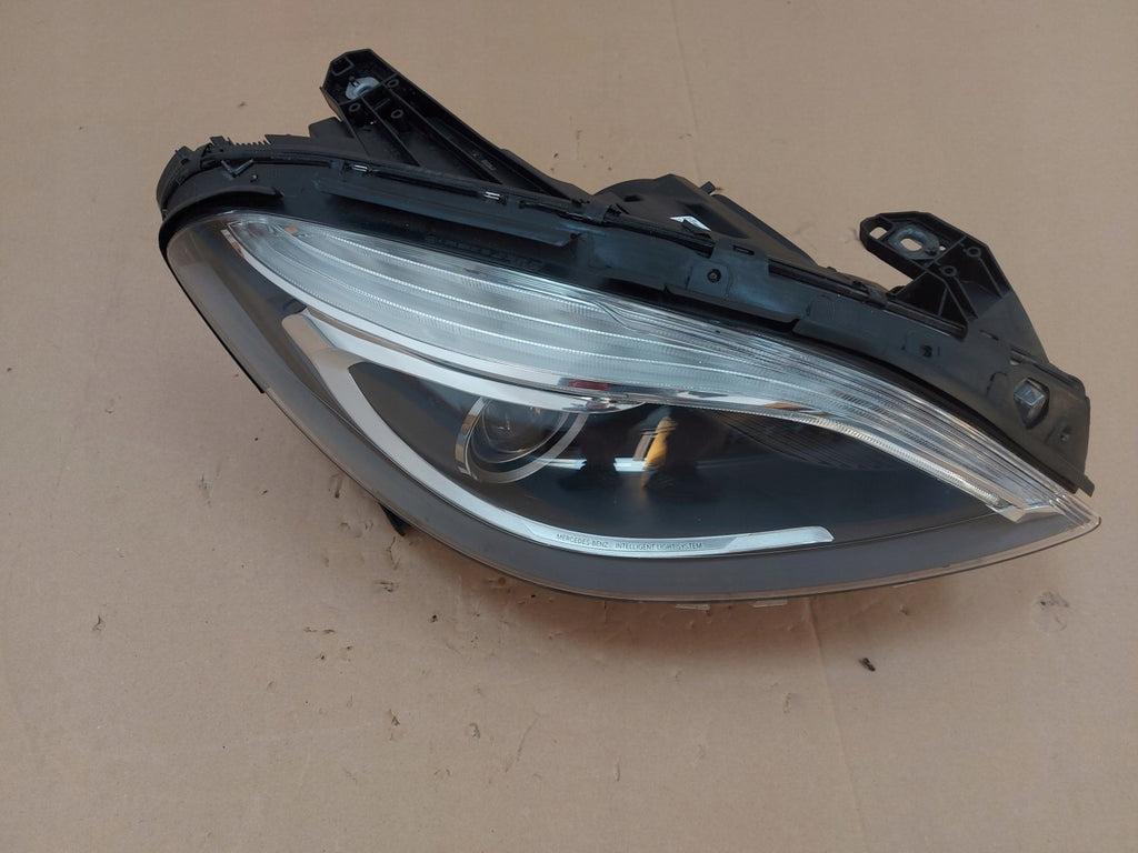 Frontscheinwerfer Mercedes-Benz W246 A2468207861 Xenon Rechts Headlight SCH2090967235wa