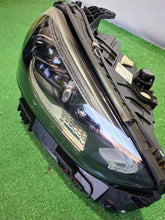 Laden Sie das Bild in den Galerie-Viewer, Frontscheinwerfer Mercedes-Benz W206 A2069062204 LED Rechts Headlight SCH1280507777jc