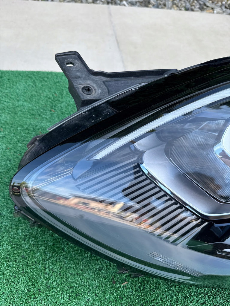 Frontscheinwerfer Ford Puma L1TB-13E015-EG Links Scheinwerfer Headlight SCH3206272998ft