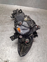 Laden Sie das Bild in den Galerie-Viewer, Frontscheinwerfer Mazda 6 7444NA Links Scheinwerfer Headlight SCH2274376671xs