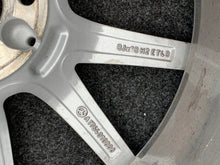 Load image into Gallery viewer, 1x Alufelge 18 Zoll 8.0" 5x112 48ET A1764010800 Mercedes-Benz W176 Rim Wheel FEL7480817674ol