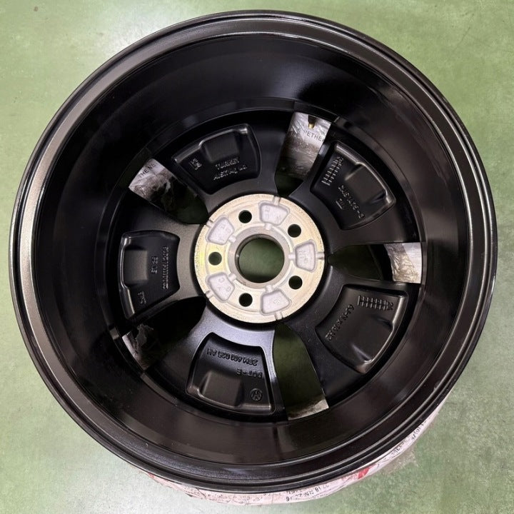 1x Alufelge 16 Zoll 6.0" 5x100 35ET Schwarz 2GM601025AH VW Rim Wheel FEL6939635006wb