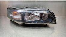 Laden Sie das Bild in den Galerie-Viewer, Frontscheinwerfer Volvo S60 30655906 Xenon Rechts Scheinwerfer Headlight