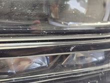 Laden Sie das Bild in den Galerie-Viewer, Frontscheinwerfer VW Touareg 761941081A 1EX013143 LED Links Headlight