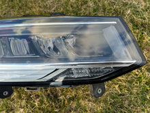 Laden Sie das Bild in den Galerie-Viewer, Frontscheinwerfer Audi Q2 81A941012C LED Rechts Scheinwerfer Headlight SCH6785065506ow