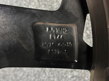 Laden Sie das Bild in den Galerie-Viewer, 1x Alufelge 18 Zoll Glanz 3G0601025 VW Passat B8 Rim Wheel FEL6271272873nj