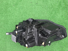 Laden Sie das Bild in den Galerie-Viewer, Frontscheinwerfer VW Taigo 2G7941036C Full LED Rechts Scheinwerfer Headlight SCH7447775318il
