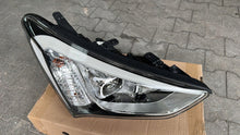 Laden Sie das Bild in den Galerie-Viewer, Frontscheinwerfer Hyundai Santa Fe XENON Rechts Scheinwerfer Headlight