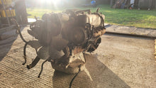 Laden Sie das Bild in den Galerie-Viewer, Motor Mercedes-Benz R107 116982 Benzin Engine Komplett MOT8346316924iq