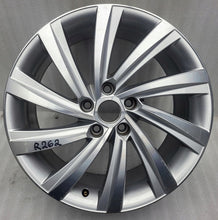 Load image into Gallery viewer, 1x Alufelge 18 Zoll 7.5" 5x112 48ET 5E3601025J Skoda Octavia 5e3 Iv Rim Wheel FEL8866594299gc