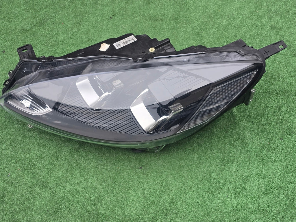 Frontscheinwerfer Ford Kuga LV4B-13E015CD Links Scheinwerfer Headlight SCH8113839588bz