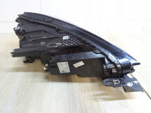 Laden Sie das Bild in den Galerie-Viewer, Frontscheinwerfer Seat Leon 5FB941007K LED Links Scheinwerfer Headlight