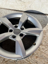 Load image into Gallery viewer, 1x Alufelge 16 Zoll 7.5&quot; 5x112 37ET Glanz Silber 4G0071496 Audi Rim Wheel