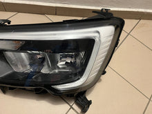 Laden Sie das Bild in den Galerie-Viewer, Frontscheinwerfer Renault Master 260607867R Links Scheinwerfer Headlight