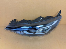 Laden Sie das Bild in den Galerie-Viewer, Frontscheinwerfer Ford Transit Custom PZ31-13E015-AD PZ31-13E015 Links Headlight SCH5230572872br