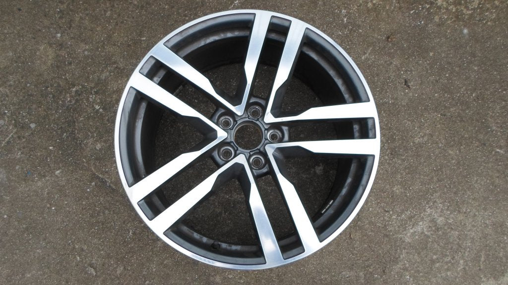 1x Alufelge 19 Zoll 9.0" 5x112 52ET 8S0601025E Audi Tt Rim Wheel FEL9201097879we