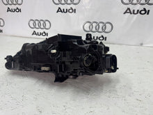 Laden Sie das Bild in den Galerie-Viewer, Frontscheinwerfer Audi A3 8W0941035E Full LED Links Scheinwerfer Headlight SCH1448603099to