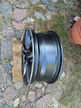 Load image into Gallery viewer, 1x Alufelge 17 Zoll 7.0" 5x112 41ET Glanz Graphit 6891175 BMW 2 Active U06 Mg FEL4695347622no