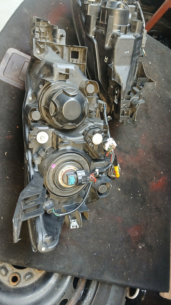 Frontscheinwerfer Mazda Cx3 D10E6435 LED Ein Satz Scheinwerfer Headlight