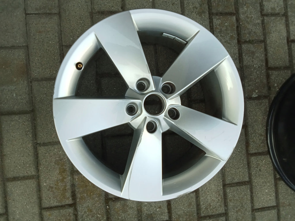 1x Alufelge 17 Zoll 7.0" 5x112 45ET Glanz Silber 57A601025F Skoda I Rim Wheel FEL7020346484vi