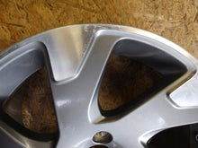 Laden Sie das Bild in den Galerie-Viewer, 1x Alufelge 18 Zoll 8.0" 5x108 55ET Volvo Rim Wheel
