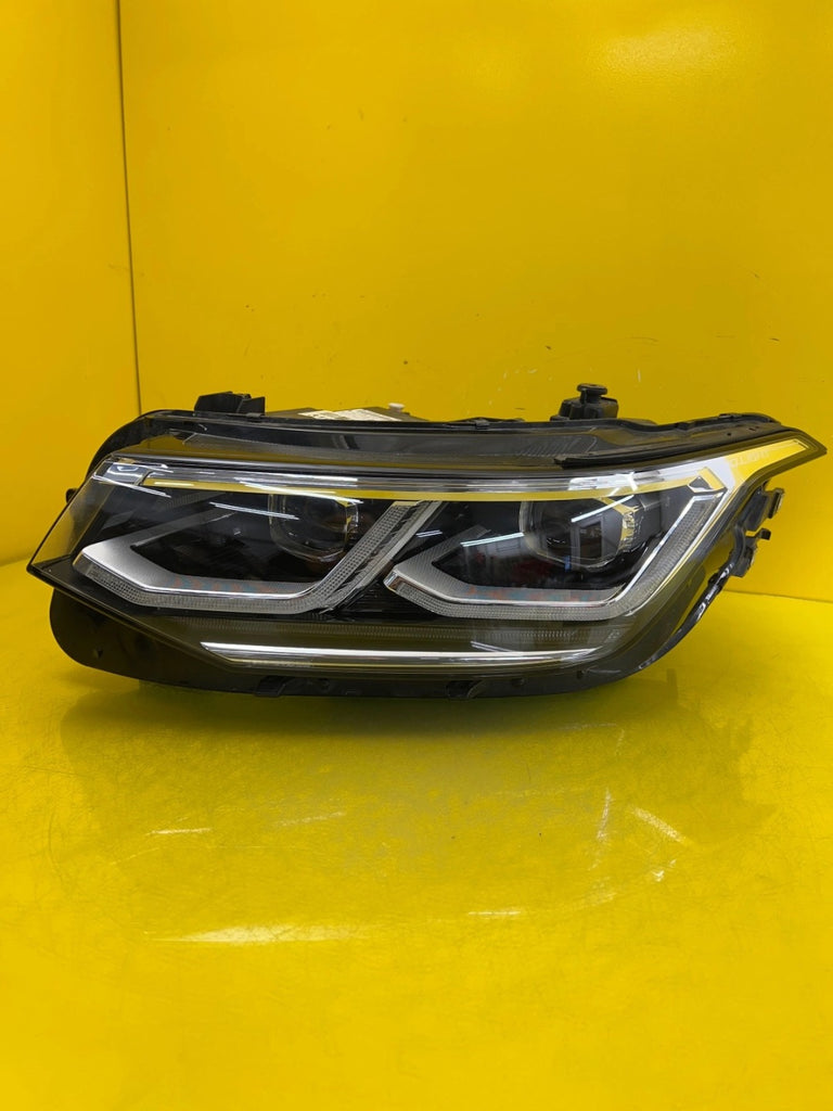 Frontscheinwerfer VW Tiguan 5NB941081 Links Scheinwerfer Headlight SCH1615899631kp