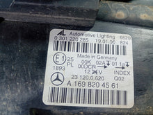 Laden Sie das Bild in den Galerie-Viewer, Frontscheinwerfer Mercedes-Benz W245 1698204561 Links Scheinwerfer Headlight SCH8854849904uh