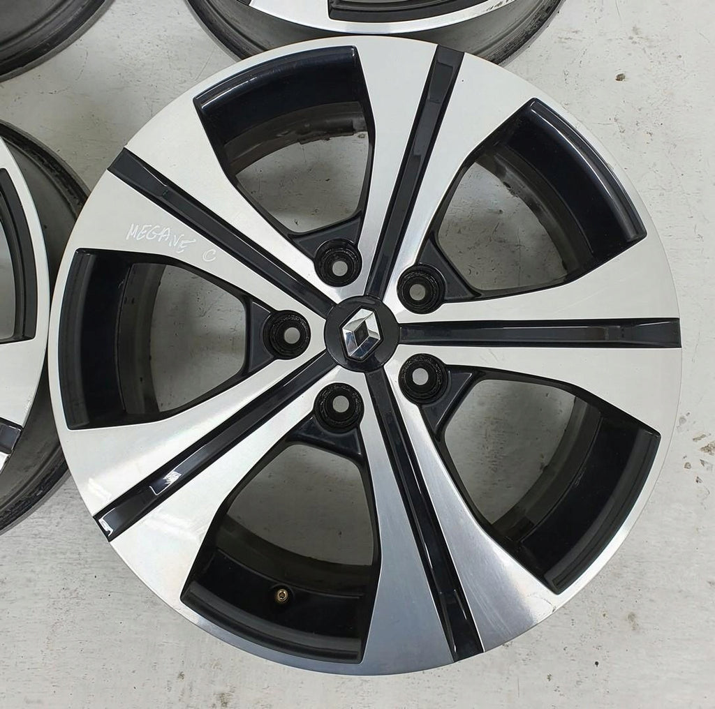 4x Alufelge 17 Zoll 7.0" 5x114.3 49ET 403007582R Renault Megane III 1 Rim Wheel FEL9556505376vc