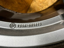 Load image into Gallery viewer, 1x Alufelge 19 Zoll 8.0" 5x112 39ET Audi I Rim Wheel FEL3852895111du