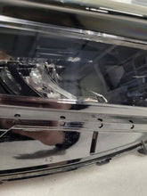 Laden Sie das Bild in den Galerie-Viewer, Frontscheinwerfer Honda Cr-V FALSE Scheinwerfer Headlight SCH9966892834uc