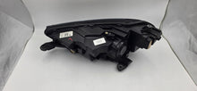 Laden Sie das Bild in den Galerie-Viewer, Frontscheinwerfer Skoda Fabia III 6VB941016 LED Rechts Scheinwerfer Headlight SCH8995761126kq