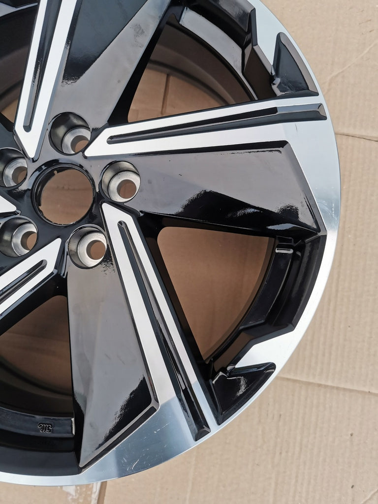 1x Alufelge 18 Zoll 7.0" 5x114.3 38ET Mitsubishi Eclipse Cross Rim Wheel