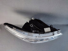 Laden Sie das Bild in den Galerie-Viewer, Frontscheinwerfer Mercedes-Benz Vito W447 4479061501 Rechts Headlight
