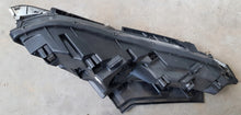 Laden Sie das Bild in den Galerie-Viewer, Frontscheinwerfer Hyundai Tucson 92207N7100 Links Scheinwerfer Headlight SCH8792296765ut