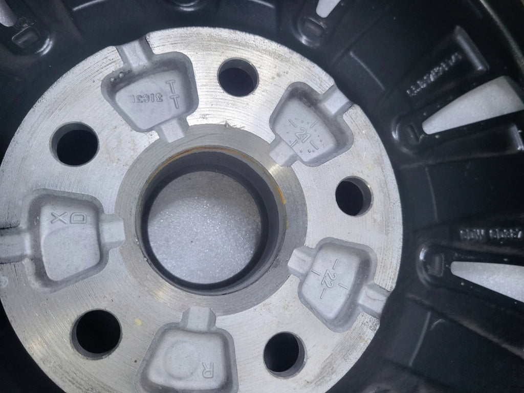 1x Alufelge 17 Zoll 6.5" 5x112 41ET Glanz Silber 3V0601025AH Mg Superb Iii FEL5093039417hb