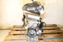 Laden Sie das Bild in den Galerie-Viewer, Motor Skoda Fabia III CJZ 1.2 TSI 88PS 2015 Benzin Engine Unkomplett MOT5499865129ie