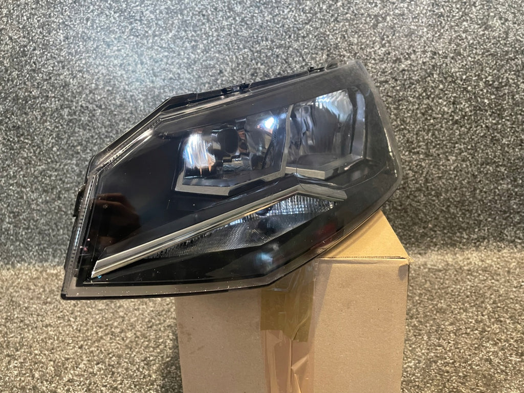 Frontscheinwerfer VW Polo Links Scheinwerfer Headlight SCH6857562492qy