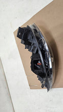 Laden Sie das Bild in den Galerie-Viewer, Frontscheinwerfer Renault Kadjar 260608385R Links Scheinwerfer Headlight SCH4043312981pl