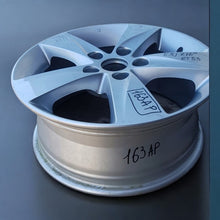 Load image into Gallery viewer, 1x Alufelge 16 Zoll 6.5&quot; 5x114.3 529103Y210 Hyundai I30 Rim Wheel
