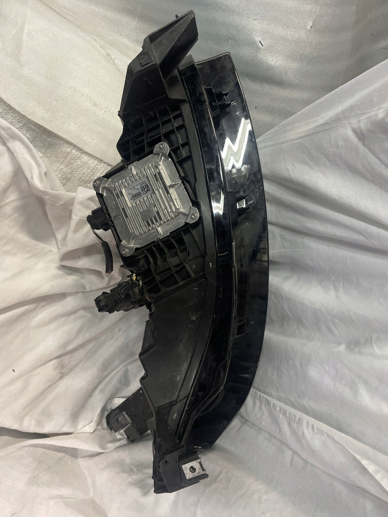 Frontscheinwerfer Renault Megane 1ZX015143-21 LED Ein Stück (Rechts oder Links)