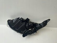 Laden Sie das Bild in den Galerie-Viewer, Frontscheinwerfer Peugeot 208 9802221280 Rechts Scheinwerfer Headlight