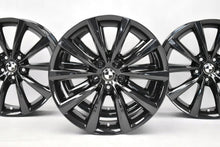 Load image into Gallery viewer, 4x Alufelge 18 Zoll 8.0" 5x112 30ET Glanz Schwarz 6867338 BMW 5 G31 G30 G11 G12 FEL7555050449di