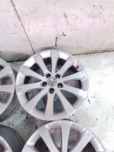 Laden Sie das Bild in den Galerie-Viewer, 4x Alufelge 17 Zoll 13269541 Opel Meriva B Rim Wheel FEL9012649670da