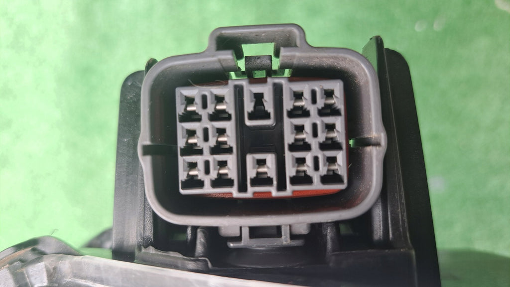 Frontscheinwerfer Mazda II D43N-51040 LED Links Scheinwerfer Headlight