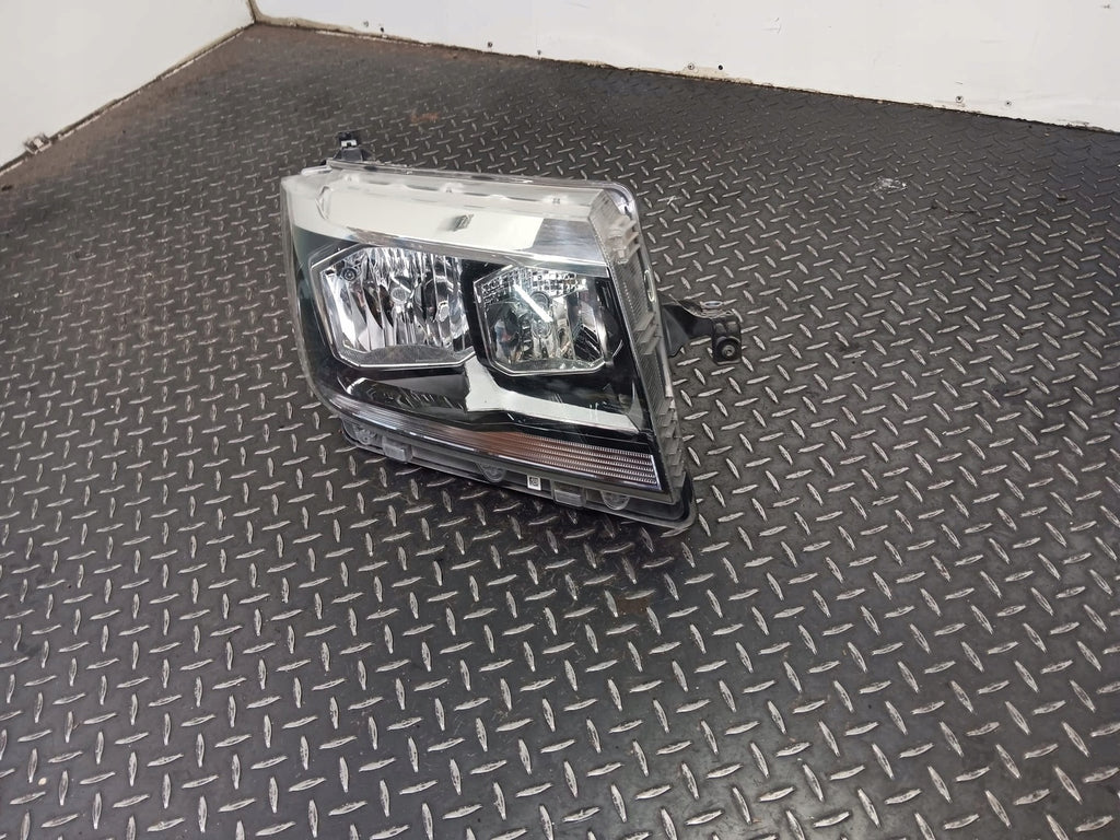 Frontscheinwerfer Man Tge Crafter 7C1941006 Rechts Scheinwerfer Headlight SCH7168234115th