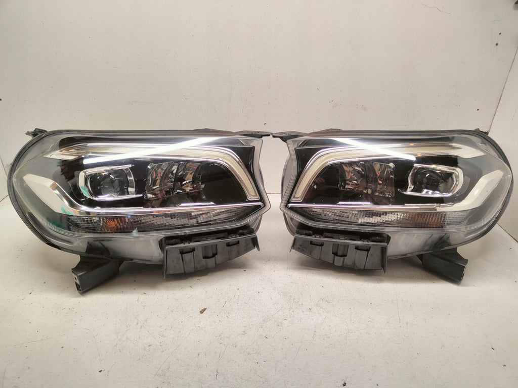 Frontscheinwerfer Mercedes-Benz A4709060800 Full LED Rechts oder Links