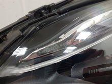 Laden Sie das Bild in den Galerie-Viewer, Frontscheinwerfer Mercedes-Benz W247 A2479064204 LED Rechts Headlight SCH8990280137sz
