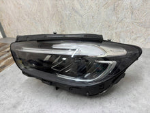 Laden Sie das Bild in den Galerie-Viewer, Frontscheinwerfer Mercedes-Benz W247 A2479065107 Links Scheinwerfer Headlight SCH2095107865gs