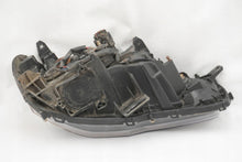 Laden Sie das Bild in den Galerie-Viewer, Frontscheinwerfer Mitsubishi Lancer VIII I Links Scheinwerfer Headlight SCH5247392294ym