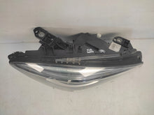 Laden Sie das Bild in den Galerie-Viewer, Frontscheinwerfer Mercedes-Benz Cla Amg A1179067000 Xenon Rechts Headlight